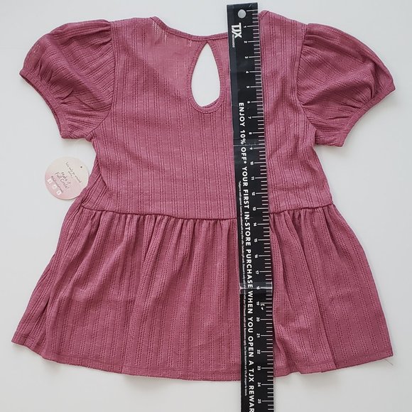 FULL CIRCLE TRENDS Lace Pleplum Top - Picture 4 of 10